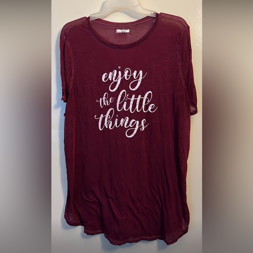 Burgundy Maurices Top 🌸 (free with purchase)